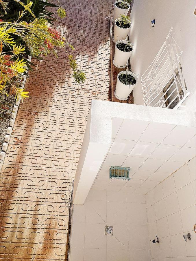 Residencia Tortuga Mora Apartment กาลาบาร์ดินา ภายนอก รูปภาพ